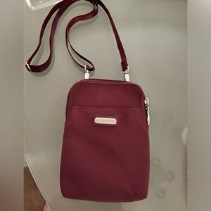 Baggallini maroon RFID crossbody